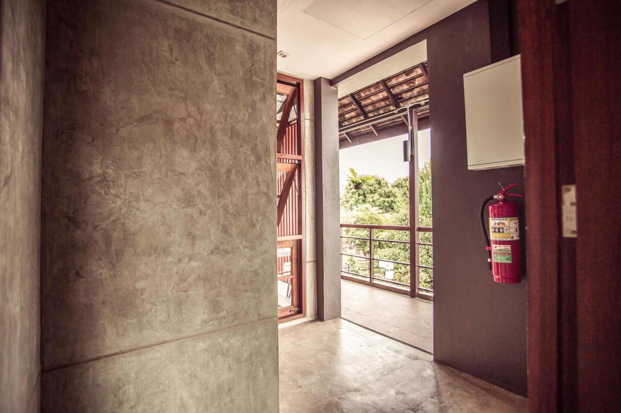 The Arak Bed Bar And Hostel Chiang Mai Quarto foto