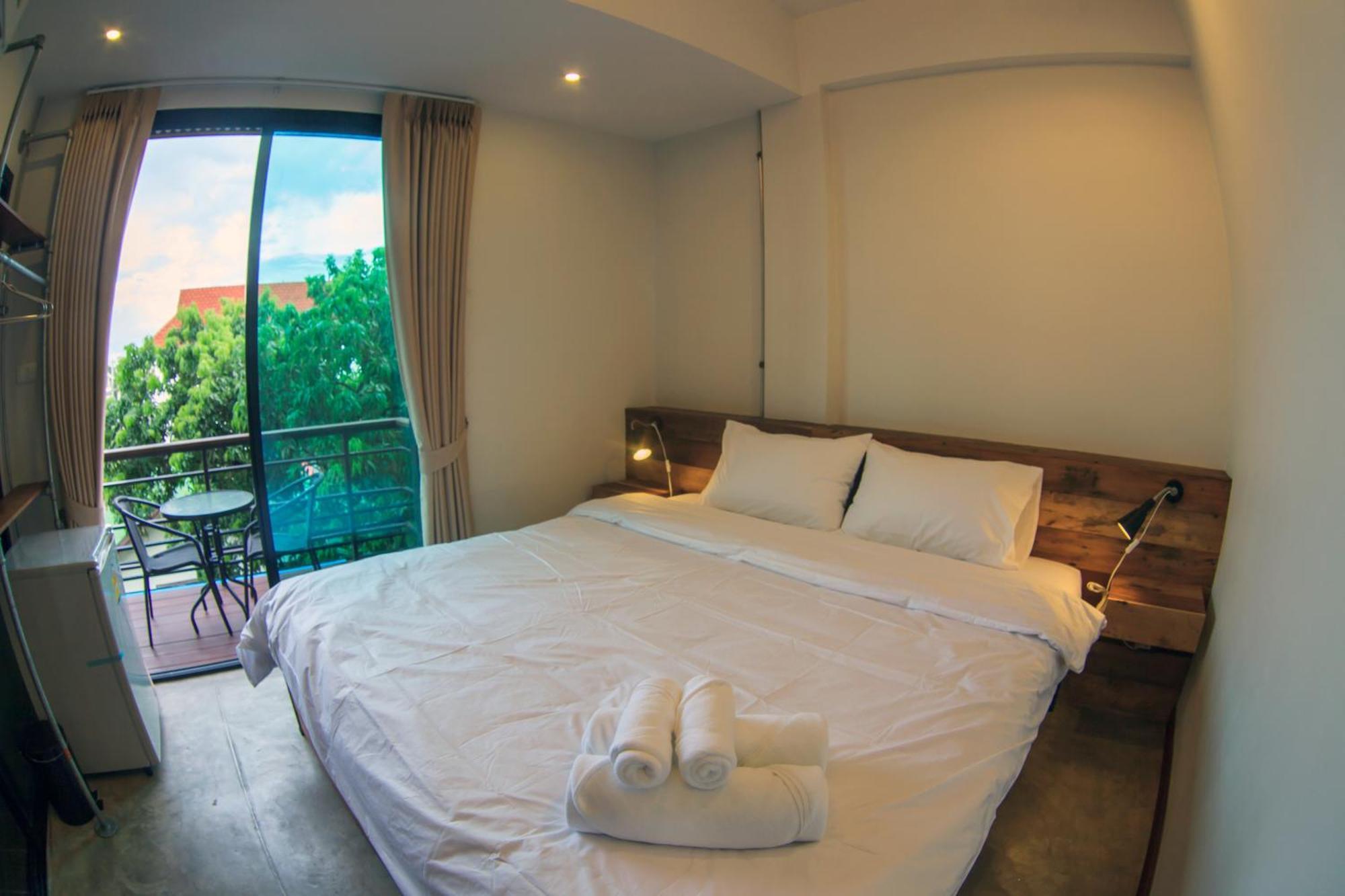 The Arak Bed Bar And Hostel Chiang Mai Quarto foto