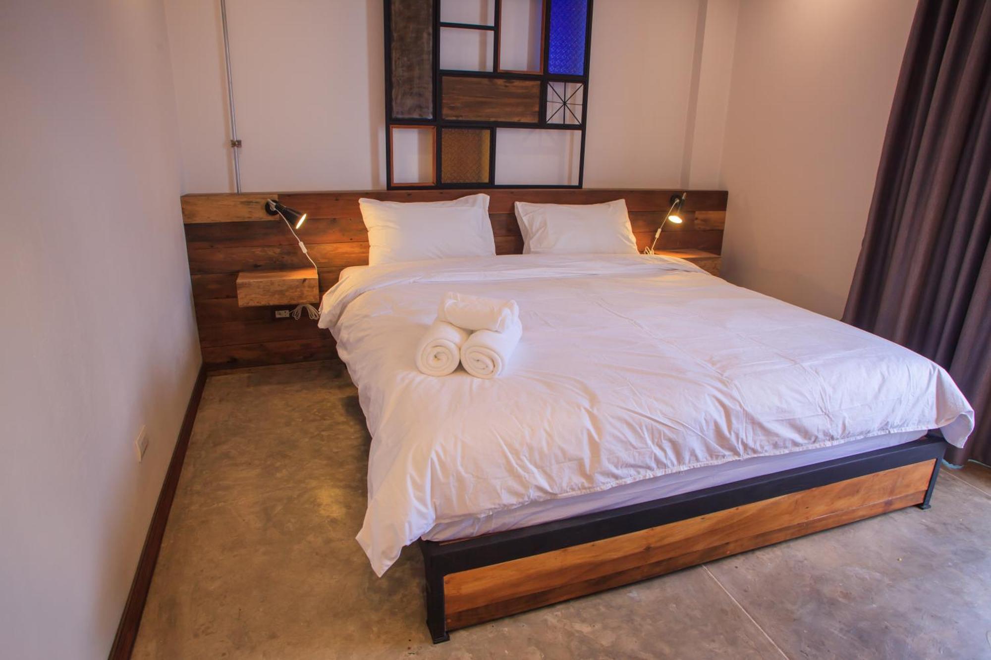 The Arak Bed Bar And Hostel Chiang Mai Quarto foto
